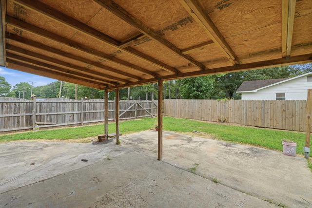 6108 Woodview Dr, Sherwood, AR 72120