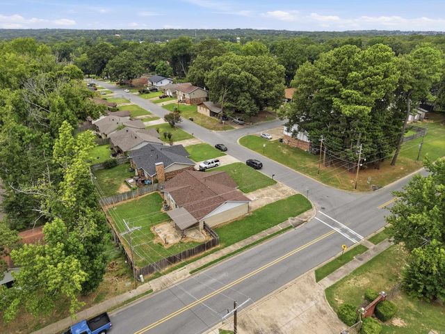 6108 Woodview Dr, Sherwood, AR 72120