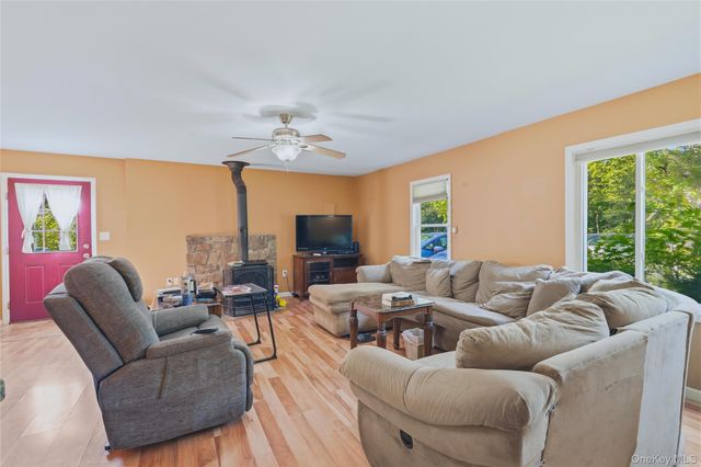 1207 Sawkill Road, Kingston, NY 12401