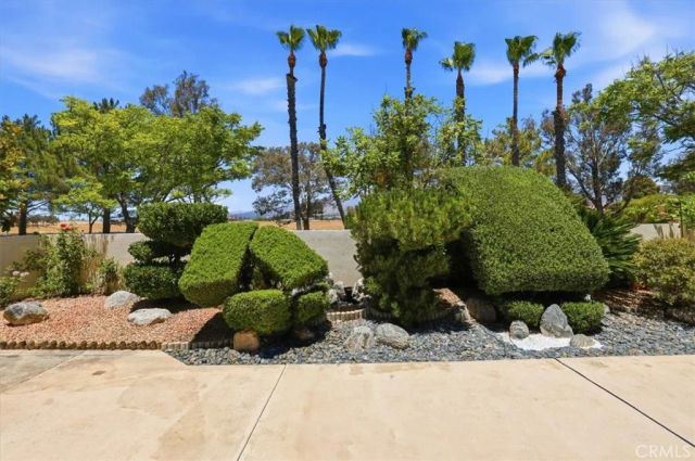 5831 Oakmont, Banning, CA 92220