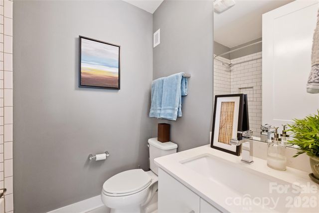 1651 Duckworth Avenue, Charlotte, NC 28208