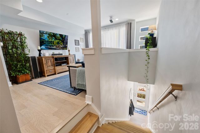 1651 Duckworth Avenue, Charlotte, NC 28208