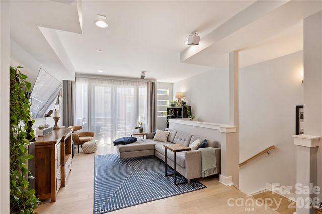 1651 Duckworth Avenue, Charlotte, NC 28208