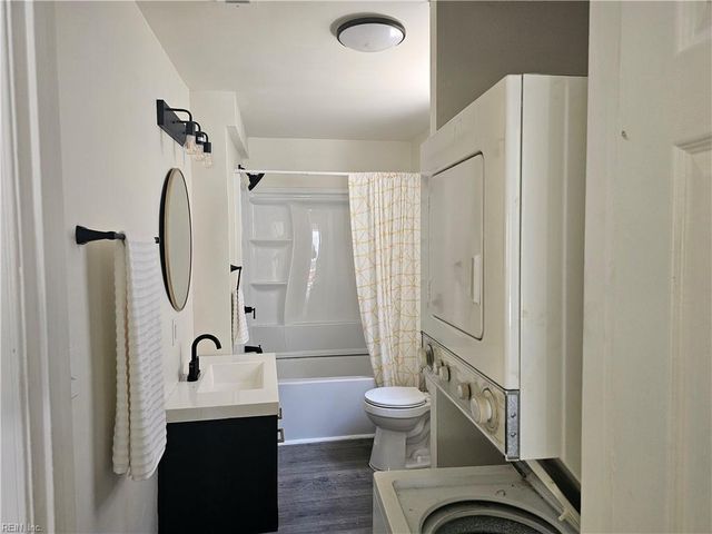 1221 29th ST, Newport News, VA 23607