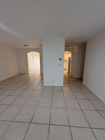 1215 Hyacinth Place 1215, Wellington, FL 33414