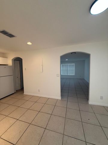 1215 Hyacinth Place 1215, Wellington, FL 33414