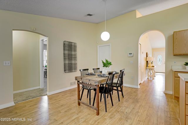12269 HICKORY FOREST Road, Jacksonville, FL 32226