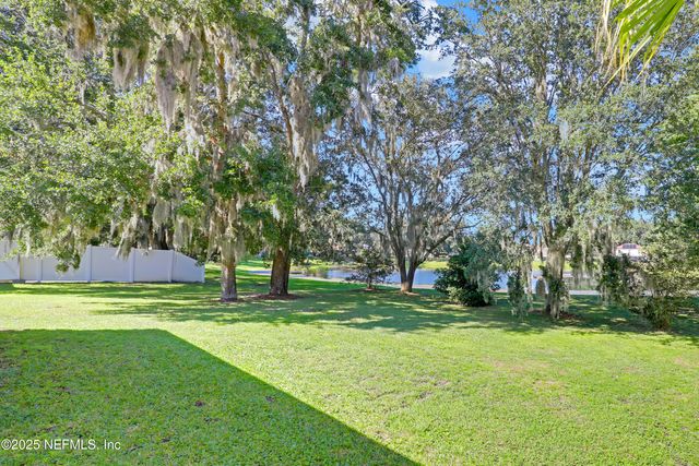 12269 HICKORY FOREST Road, Jacksonville, FL 32226
