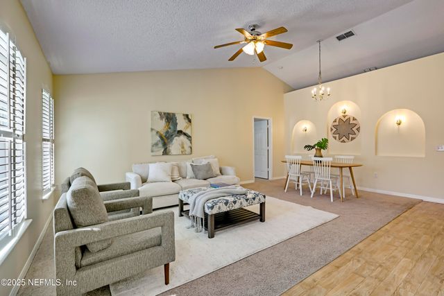 12269 HICKORY FOREST Road, Jacksonville, FL 32226