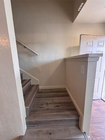 2110 Wilcrest Drive 123, Houston, TX 77042