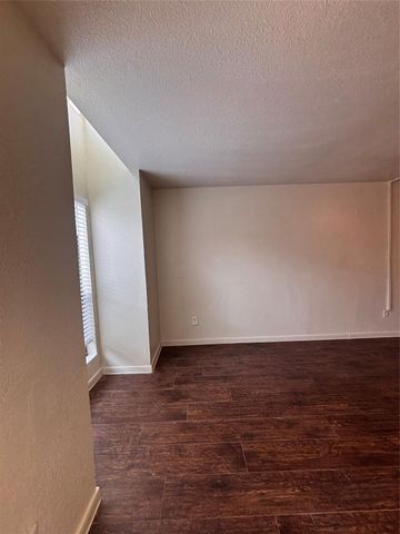 2110 Wilcrest Drive 123, Houston, TX 77042