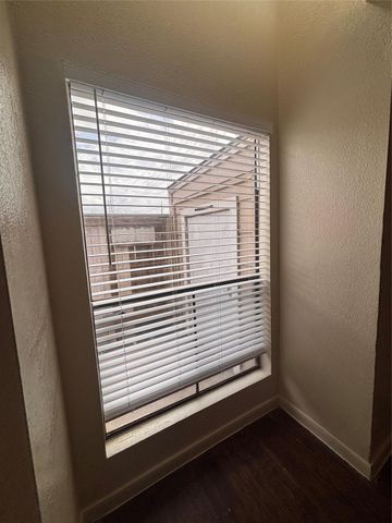 2110 Wilcrest Drive 123, Houston, TX 77042