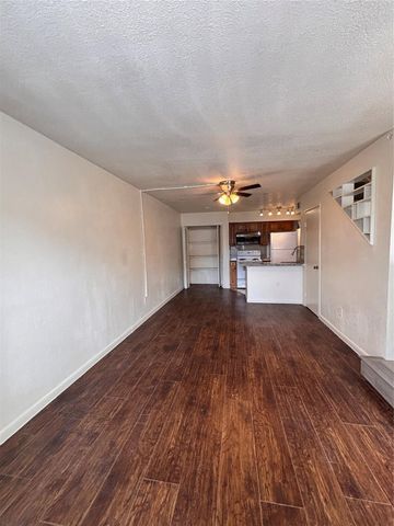 2110 Wilcrest Drive 123, Houston, TX 77042