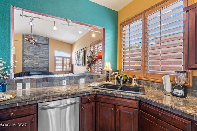 2591 W Tommy Armour Drive, Tucson, AZ 85742