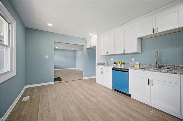 749 Holladay LN, Virginia Beach, VA 23455