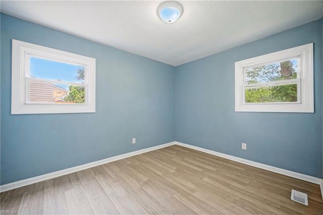 749 Holladay LN, Virginia Beach, VA 23455