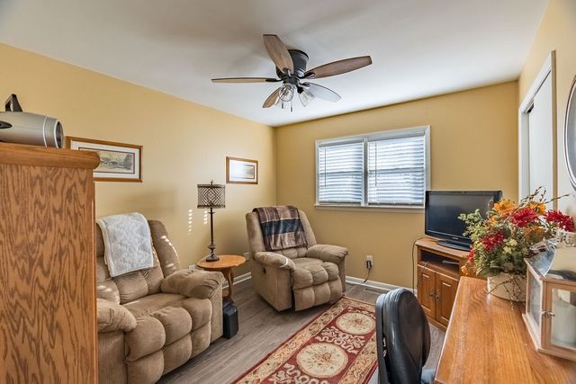 411 Hershey Dr, Hopkinsville, KY 42240