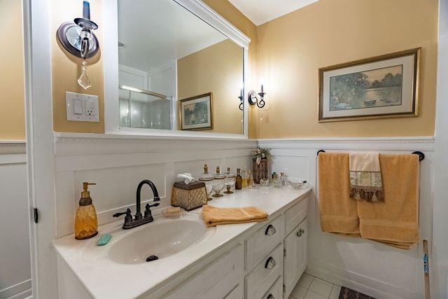 411 Hershey Dr, Hopkinsville, KY 42240