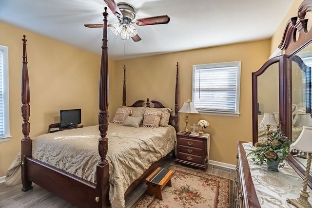 411 Hershey Dr, Hopkinsville, KY 42240