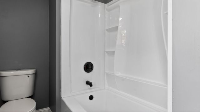 33 S Lake Terrace, Rossville, GA 30741