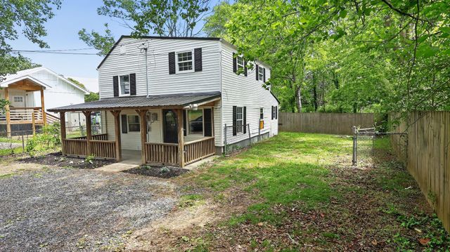 33 S Lake Terrace, Rossville, GA 30741