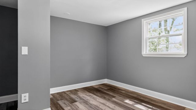 33 S Lake Terrace, Rossville, GA 30741