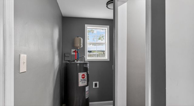 33 S Lake Terrace, Rossville, GA 30741