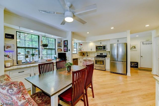 57 Bunker Hill Rd H, West Milford Twp., NJ 07480