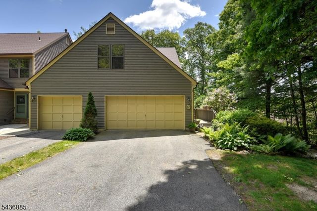 57 Bunker Hill Rd H, West Milford Twp., NJ 07480