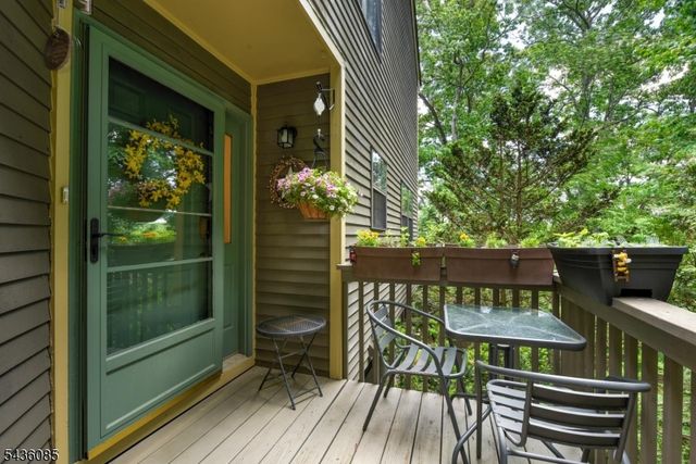 57 Bunker Hill Rd H, West Milford Twp., NJ 07480