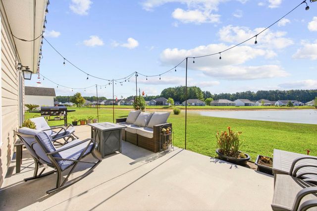 228 MacArthur Dr., Conway, SC 29527