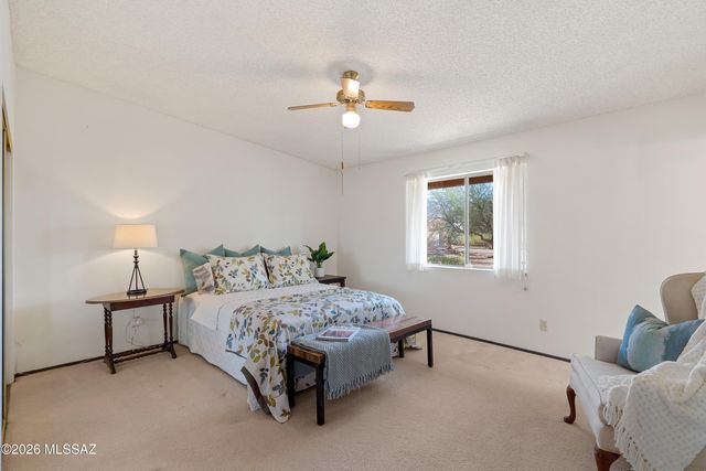 8900 E Tano Place, Tucson, AZ 85749