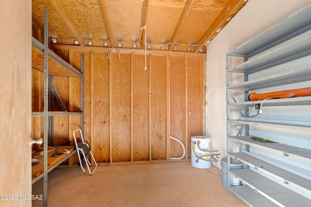 8900 E Tano Place, Tucson, AZ 85749