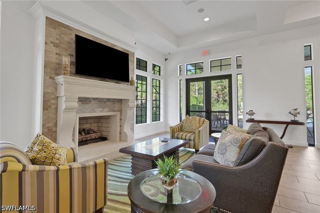 4456 Tamarind WAY, Naples, FL 34119