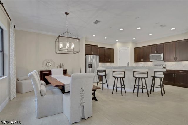 4456 Tamarind WAY, Naples, FL 34119