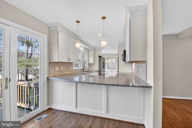 1302 CLAYBORNE HOUSE CT, Mclean, VA 22101