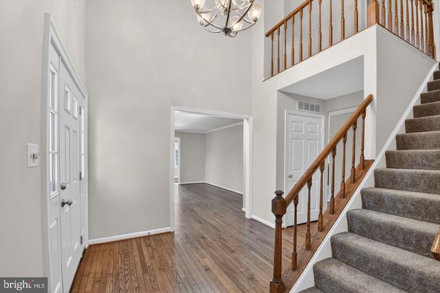 1302 CLAYBORNE HOUSE CT, Mclean, VA 22101