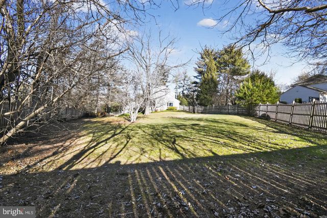 1302 CLAYBORNE HOUSE CT, Mclean, VA 22101