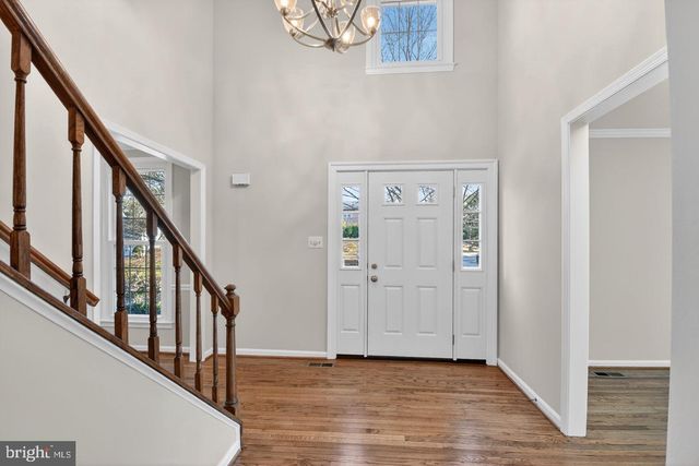 1302 CLAYBORNE HOUSE CT, Mclean, VA 22101
