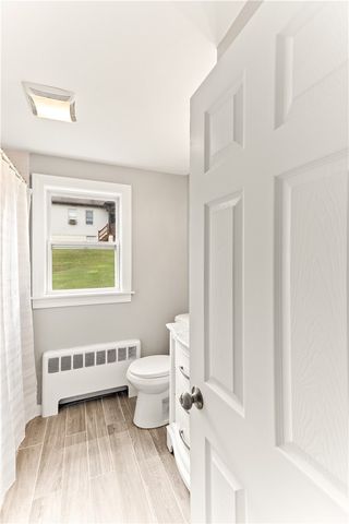 77 Rockwood Avenue, Cranston, RI 02920