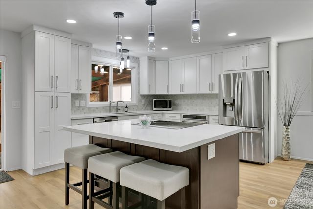 28012 236th Avenue SE, Maple Valley, WA 98038