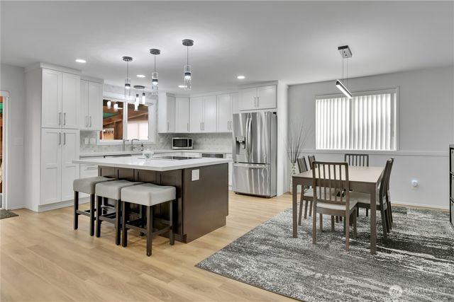 28012 236th Avenue SE, Maple Valley, WA 98038