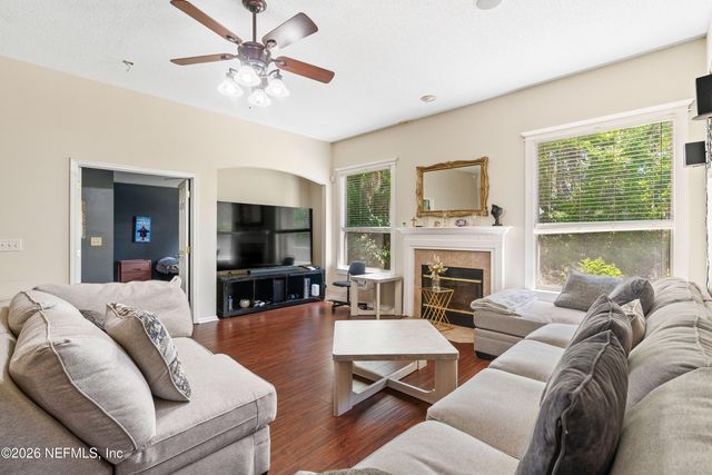 4593 CAPE ELIZABETH Court E, Jacksonville, FL 32277