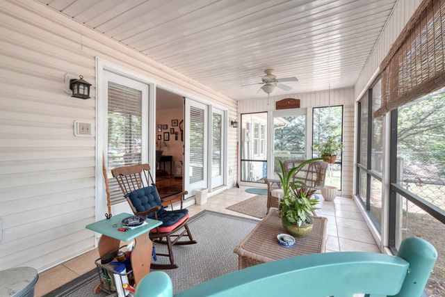 27 E Dogwood Lane, Blue Ridge, GA 30513