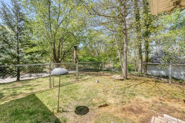 27 E Dogwood Lane, Blue Ridge, GA 30513