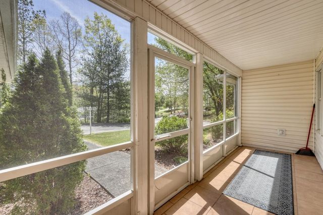 27 E Dogwood Lane, Blue Ridge, GA 30513