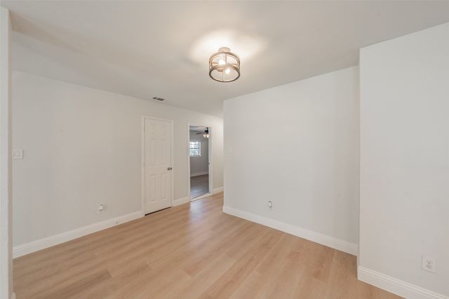 4503 Mexicana Road, Dallas, TX 75212