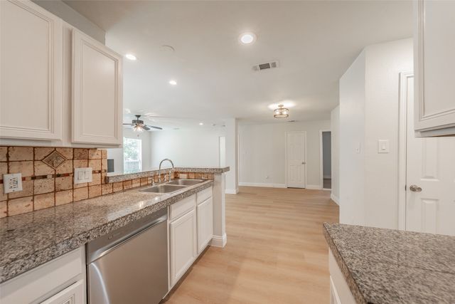 4503 Mexicana Road, Dallas, TX 75212