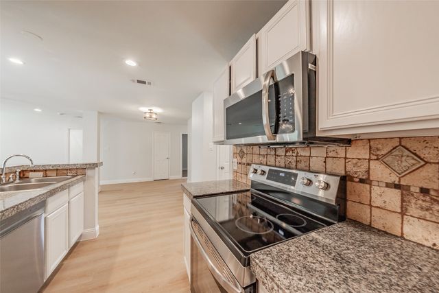 4503 Mexicana Road, Dallas, TX 75212