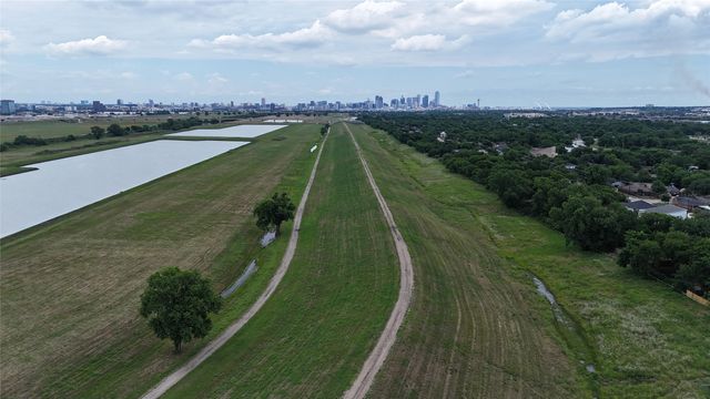 4503 Mexicana Road, Dallas, TX 75212